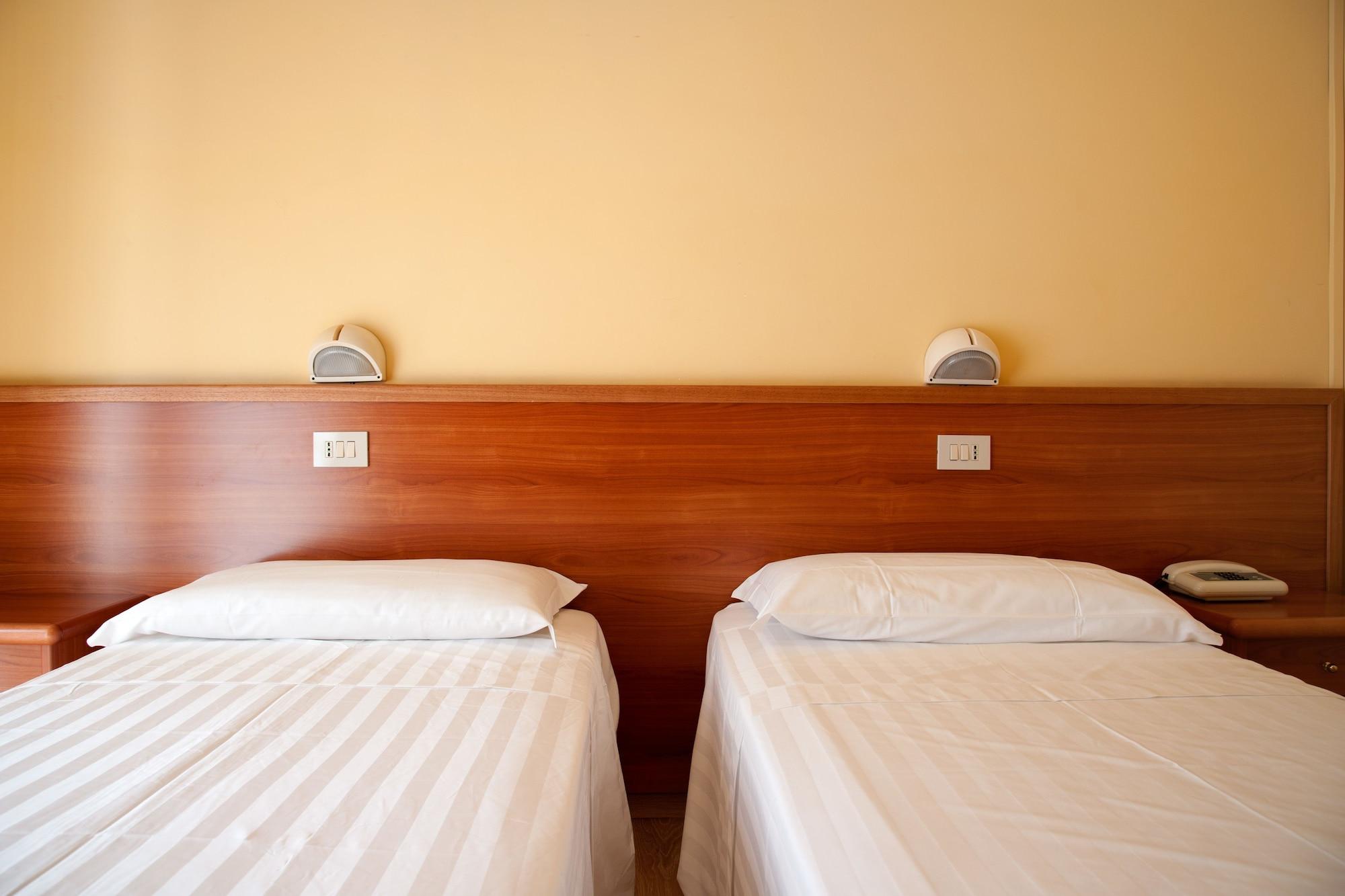 Hotel Regent Pescara Ngoại thất bức ảnh