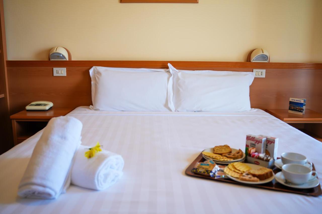 Hotel Regent Pescara Ngoại thất bức ảnh